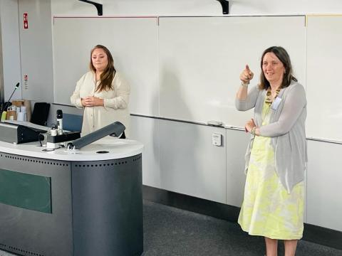 Maryjo Hurley from DAFM with Session Chair Fiona Doohan investigating teh phytosanitary status of Beech Leaf Disease in Europe Maryjo Hurley from DAFM with Session Chair Fiona Doohan investigating teh phytosanitary status of Beech Leaf Disease in Europe