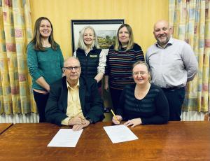 Pictured L-R, Suzanne Johnston (AFBI), Mhairi Dawson (Barenbrug UK), Gillian Young (Grass Breeder, AFBI), David Linton (Barenbrug), Paul Johnston (Barenbrug) and Elizabeth Magowan (AFBI DCEO)