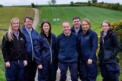 Joe Cush, centre, pictured at the GrassCheck Dairy Farm Walk on his farm at Pomeroy. Also included are from left: Jessica Pollock, AFBI PhD student; Jason Rankin, AgriSearch; Debbie McConnell, AFBI; Francis Lively, AFBI; Elizabeth Earle, AgriSearch and Ka Joe Cush, centre, pictured at the GrassCheck Dairy Farm Walk on his farm at Pomeroy. Also included are from left: Jessica Pollock, AFBI PhD student; Jason Rankin, AgriSearch; Debbie McConnell, AFBI; Francis Lively, AFBI; Elizabeth Earle, AgriSearch and Ka