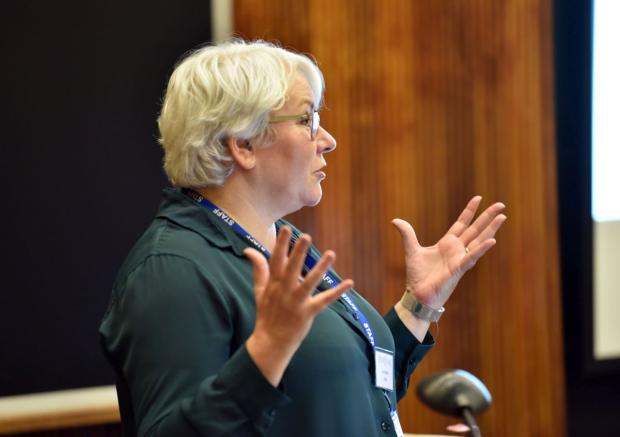 Project Coordinator Dr. Lisa Black, of AFBI Crossnacreevy, gives an overview of the project to attendees of the kick-off meeting Project Coordinator Dr. Lisa Black, of AFBI Crossnacreevy, gives an overview of the project to attendees of the kick-off meeting