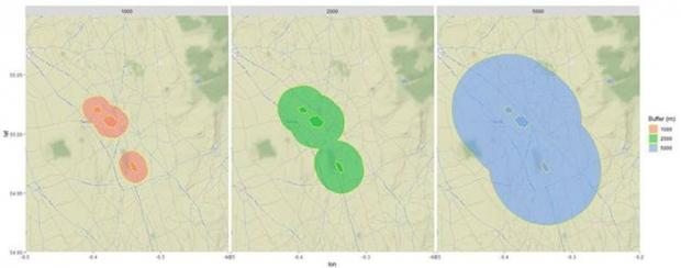 Figure 3. An example of circular buffers of 1, 2 and 5km applied around Main Valley Bogs SAC and within which the enhanced ammonia reduction measures were applied