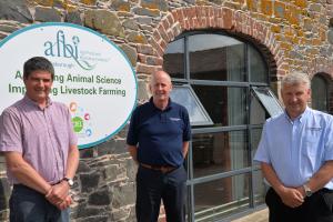 Conrad Ferris (AFBI), Jim Uprichard (Trouw Nutrition) and Gordon Donaldson (John Thompsons and Son Ltd), discuss the research partnership